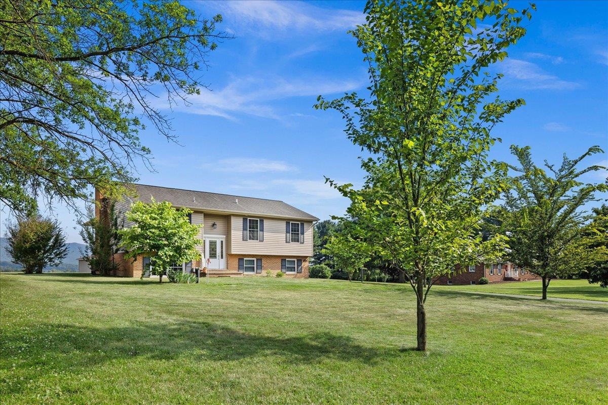 4789 LAWYER RD, MCGAHEYSVILLE, Virginia 22840, 3 Bedrooms Bedrooms, ,1 BathroomBathrooms,Residential,4789 LAWYER RD,679061 MLS # 679061 4789 LAWYER RD, MCGAHEYSVILLE, Virginia 22840, 3 Bedrooms Bedrooms, ,1 BathroomBathrooms,Residential,4789 LAWYER RD,679061 MLS # 679061