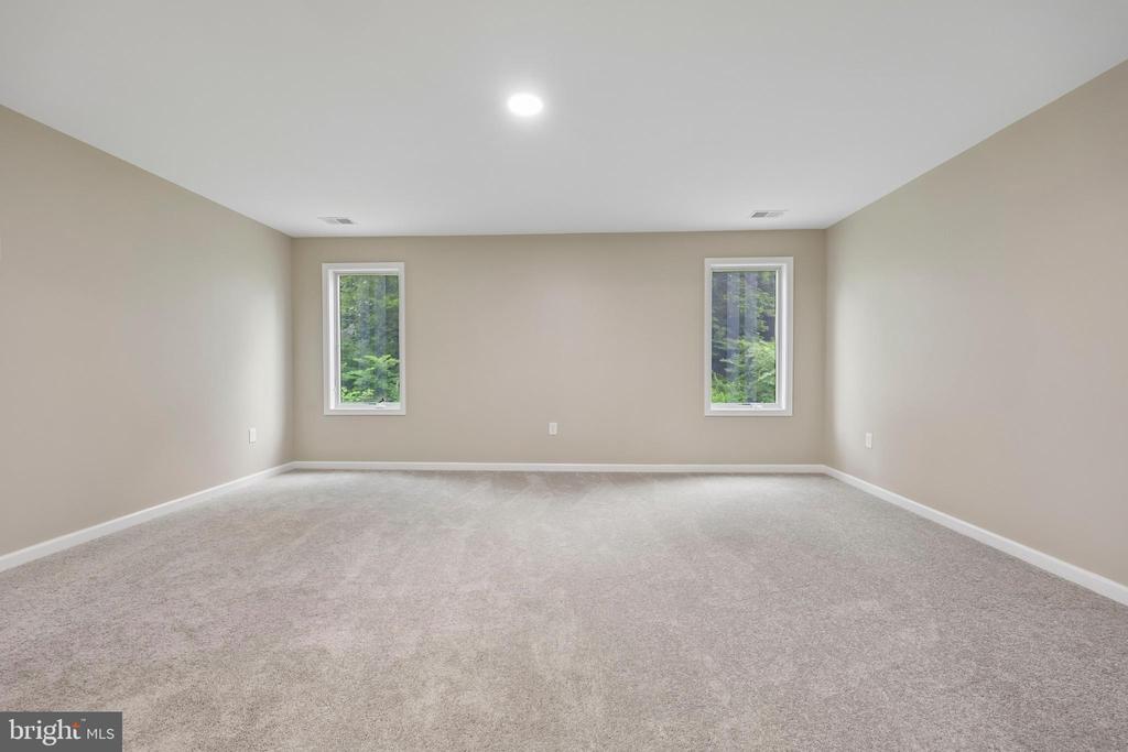159 HAITI ST, WARRENTON, Virginia 20186, 3 Bedrooms Bedrooms, ,3 BathroomsBathrooms,Residential,159 HAITI ST,VAFQ2022426 MLS # VAFQ2022426