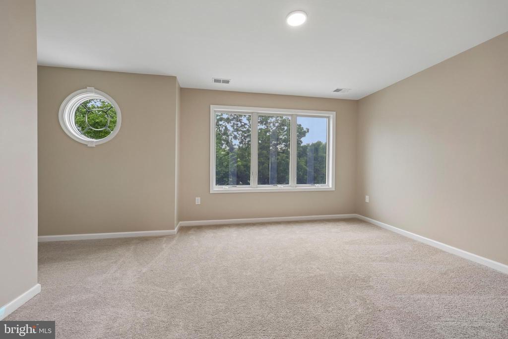159 HAITI ST, WARRENTON, Virginia 20186, 3 Bedrooms Bedrooms, ,3 BathroomsBathrooms,Residential,159 HAITI ST,VAFQ2022426 MLS # VAFQ2022426