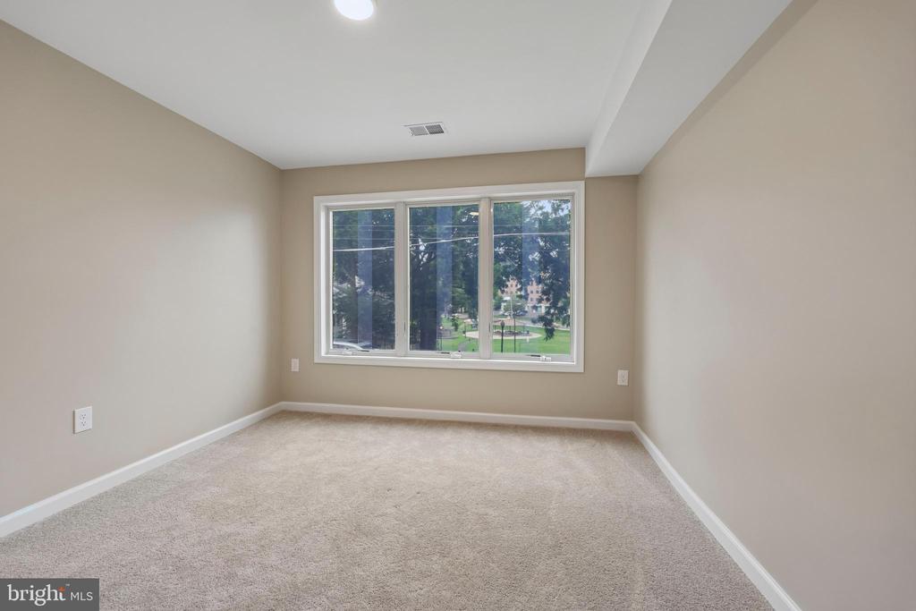 159 HAITI ST, WARRENTON, Virginia 20186, 3 Bedrooms Bedrooms, ,3 BathroomsBathrooms,Residential,159 HAITI ST,VAFQ2022426 MLS # VAFQ2022426