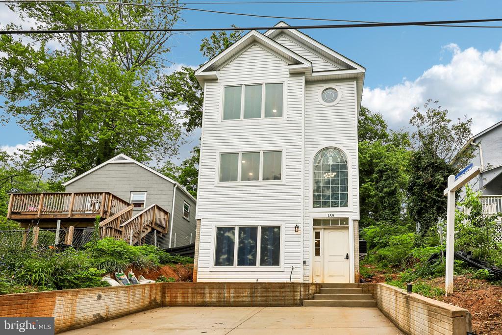 159 HAITI ST, WARRENTON, Virginia 20186, 3 Bedrooms Bedrooms, ,3 BathroomsBathrooms,Residential,159 HAITI ST,VAFQ2022426 MLS # VAFQ2022426