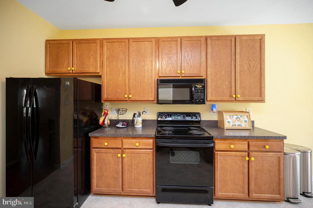 6606 TWIN CEDARS CT, FREDERICKSBURG, Virginia 22407, 2 Bedrooms Bedrooms, ,2 BathroomsBathrooms,Residential,6606 TWIN CEDARS CT,VASP2043020 MLS # VASP2043020 6606 TWIN CEDARS CT, FREDERICKSBURG, Virginia 22407, 2 Bedrooms Bedrooms, ,2 BathroomsBathrooms,Residential,6606 TWIN CEDARS CT,VASP2043020 MLS # VASP2043020