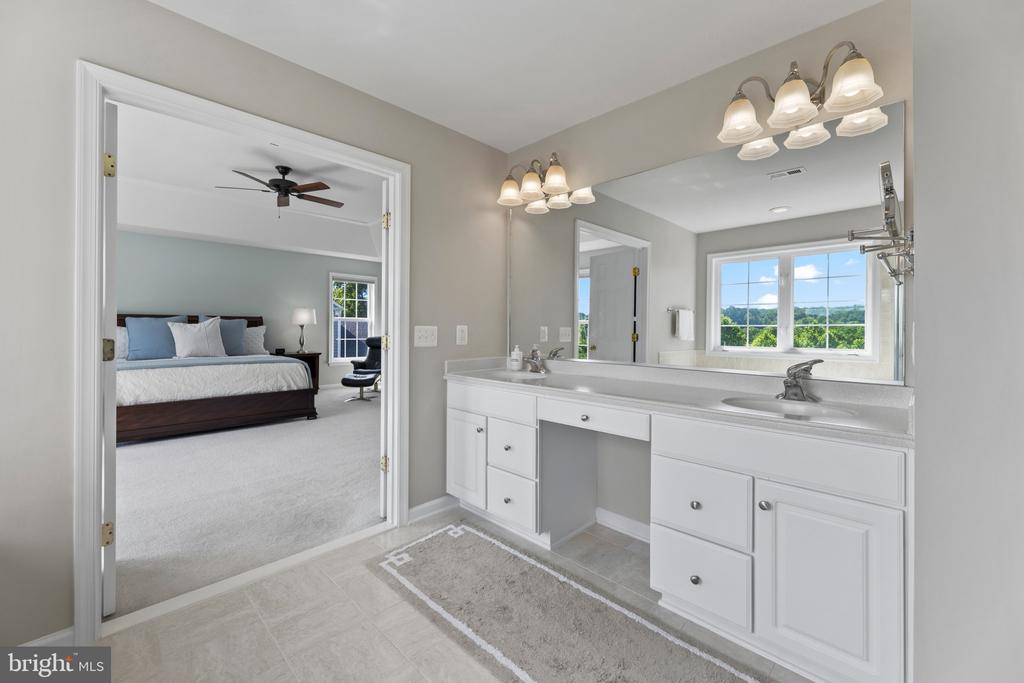 7636 MOVERN LN, WARRENTON, Virginia 20187, 5 Bedrooms Bedrooms, ,3 BathroomsBathrooms,Residential,7636 MOVERN LN,VAFQ2022764 MLS # VAFQ2022764 7636 MOVERN LN, WARRENTON, Virginia 20187, 5 Bedrooms Bedrooms, ,3 BathroomsBathrooms,Residential,7636 MOVERN LN,VAFQ2022764 MLS # VAFQ2022764