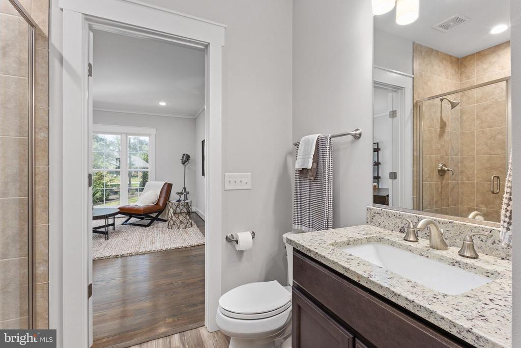 10505 RIDGE COVE LN, SPOTSYLVANIA, Virginia 22551, 5 Bedrooms Bedrooms, ,5 BathroomsBathrooms,Residential,10505 RIDGE COVE LN,VASP2043128 MLS # VASP2043128
