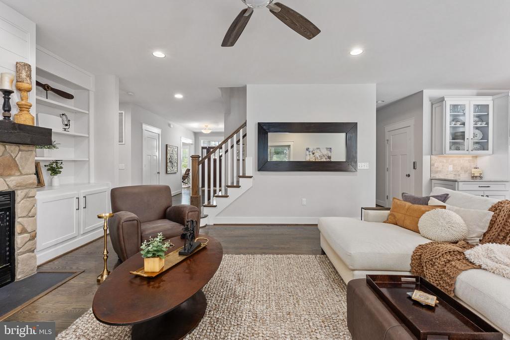 10505 RIDGE COVE LN, SPOTSYLVANIA, Virginia 22551, 5 Bedrooms Bedrooms, ,5 BathroomsBathrooms,Residential,10505 RIDGE COVE LN,VASP2043128 MLS # VASP2043128