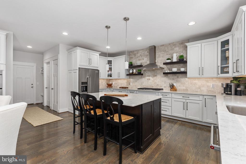 10505 RIDGE COVE LN, SPOTSYLVANIA, Virginia 22551, 5 Bedrooms Bedrooms, ,5 BathroomsBathrooms,Residential,10505 RIDGE COVE LN,VASP2043128 MLS # VASP2043128