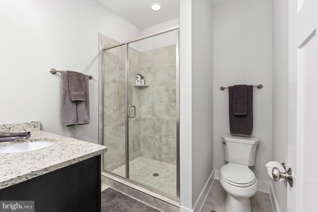 10505 RIDGE COVE LN, SPOTSYLVANIA, Virginia 22551, 5 Bedrooms Bedrooms, ,5 BathroomsBathrooms,Residential,10505 RIDGE COVE LN,VASP2043128 MLS # VASP2043128