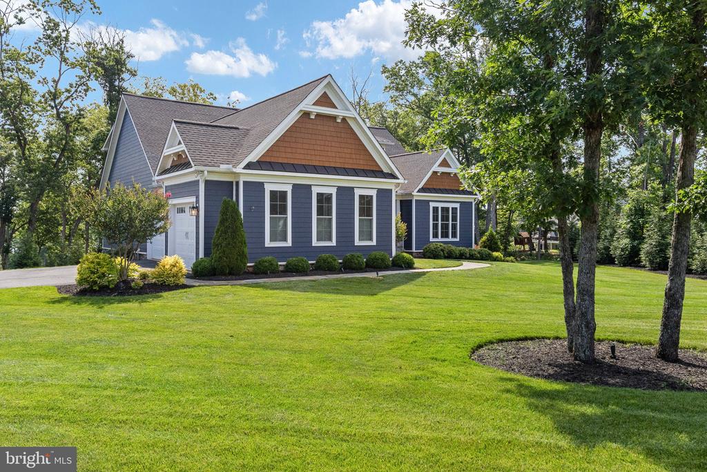 10505 RIDGE COVE LN, SPOTSYLVANIA, Virginia 22551, 5 Bedrooms Bedrooms, ,5 BathroomsBathrooms,Residential,10505 RIDGE COVE LN,VASP2043128 MLS # VASP2043128