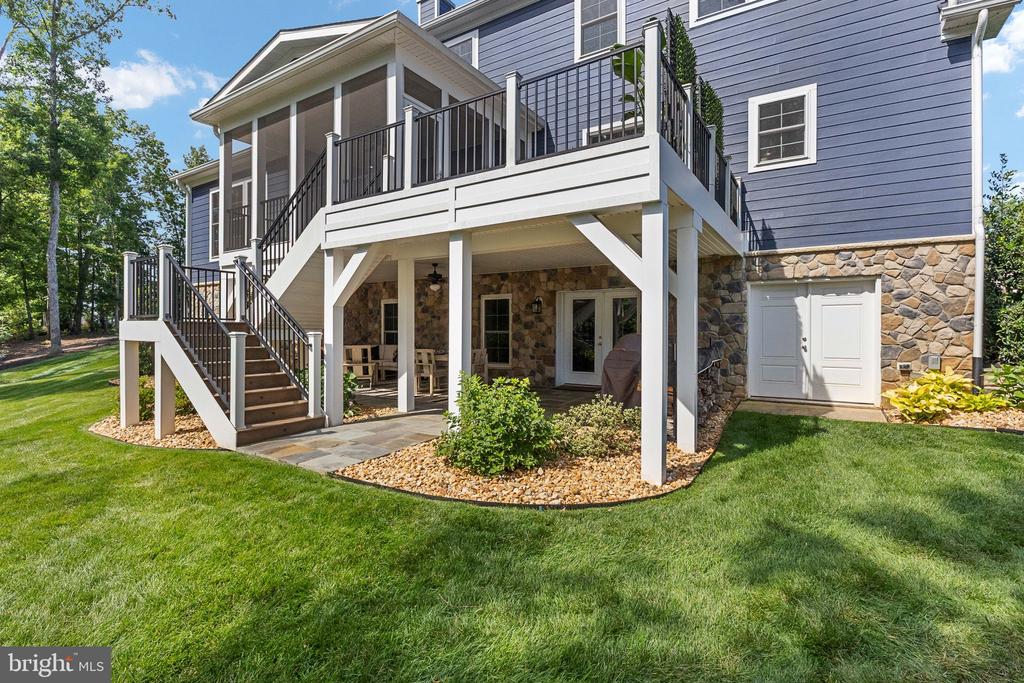 10505 RIDGE COVE LN, SPOTSYLVANIA, Virginia 22551, 5 Bedrooms Bedrooms, ,5 BathroomsBathrooms,Residential,10505 RIDGE COVE LN,VASP2043128 MLS # VASP2043128
