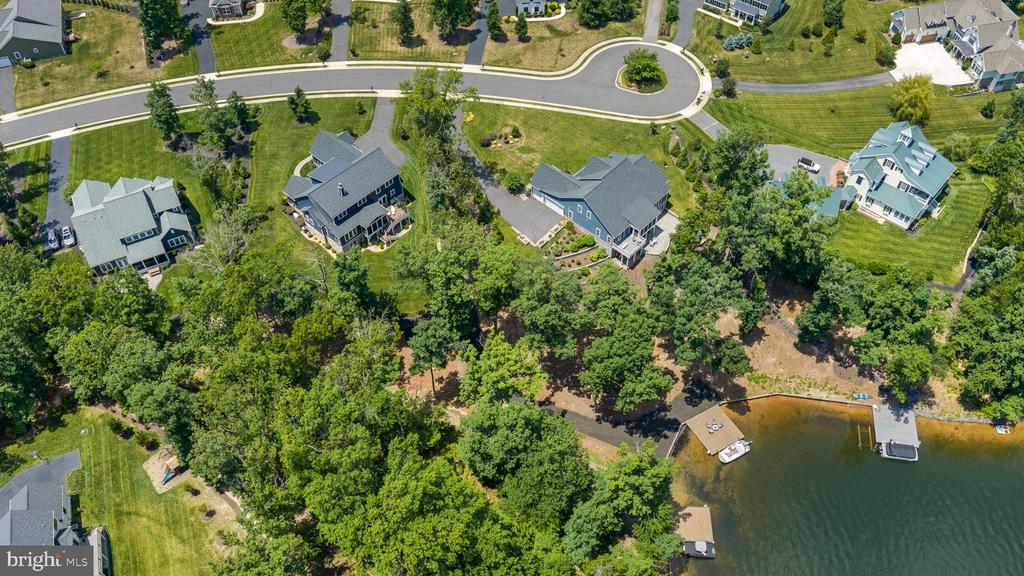 10505 RIDGE COVE LN, SPOTSYLVANIA, Virginia 22551, 5 Bedrooms Bedrooms, ,5 BathroomsBathrooms,Residential,10505 RIDGE COVE LN,VASP2043128 MLS # VASP2043128