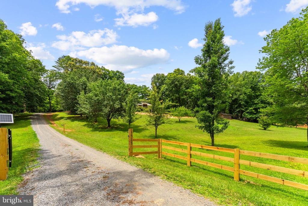 1515 DESERT RD, REVA, Virginia 22735, 4 Bedrooms Bedrooms, ,4 BathroomsBathrooms,Residential,1515 DESERT RD,VAMA2002840 MLS # VAMA2002840 1515 DESERT RD, REVA, Virginia 22735, 4 Bedrooms Bedrooms, ,4 BathroomsBathrooms,Residential,1515 DESERT RD,VAMA2002840 MLS # VAMA2002840