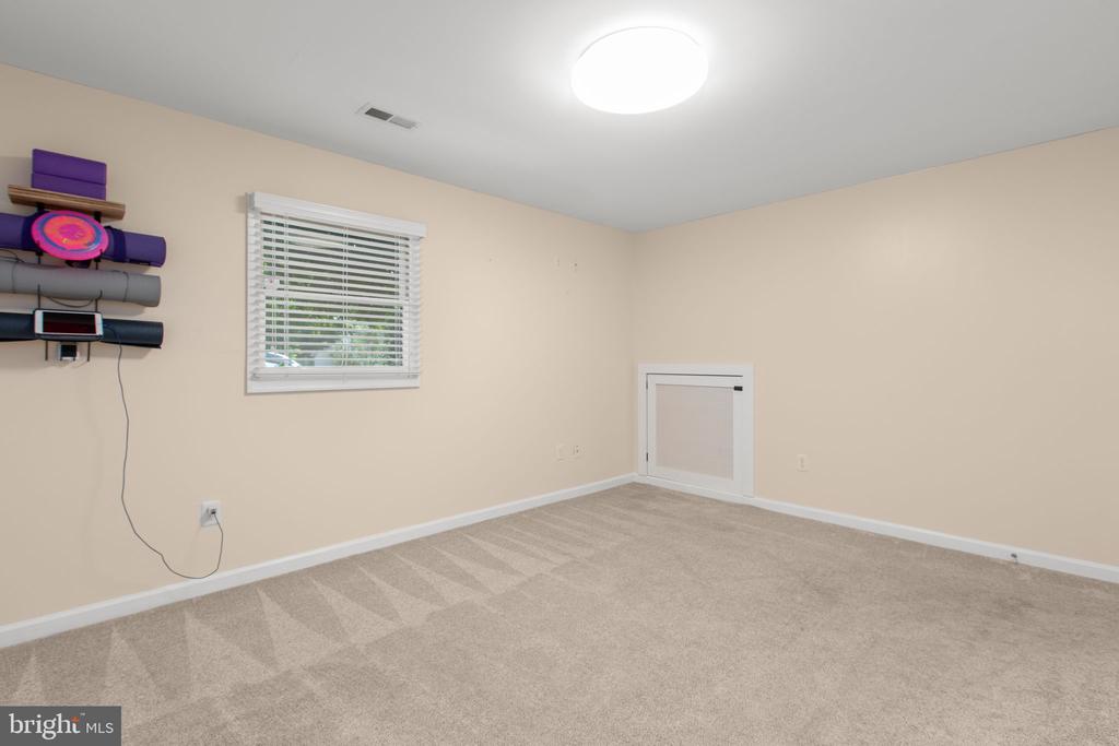 3116 BROWN HILL DR, FREDERICKSBURG, Virginia 22408, 4 Bedrooms Bedrooms, ,2 BathroomsBathrooms,Residential,3116 BROWN HILL DR,VASP2041918 MLS # VASP2041918 3116 BROWN HILL DR, FREDERICKSBURG, Virginia 22408, 4 Bedrooms Bedrooms, ,2 BathroomsBathrooms,Residential,3116 BROWN HILL DR,VASP2041918 MLS # VASP2041918