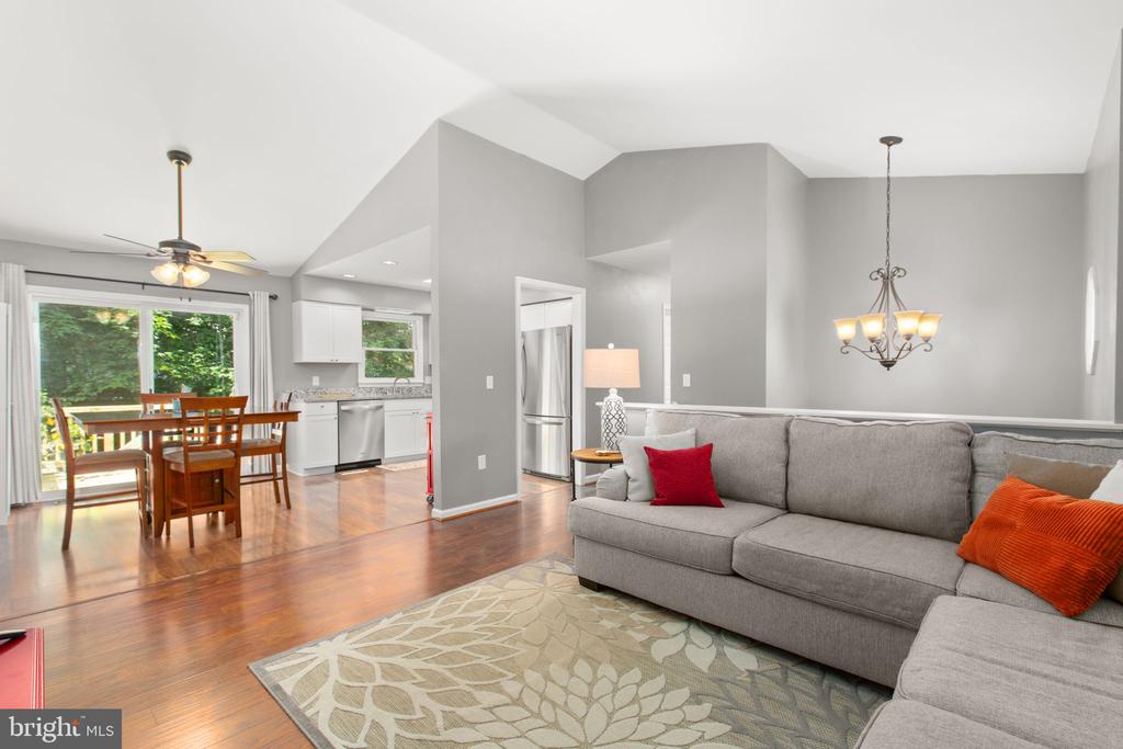 3116 BROWN HILL DR, FREDERICKSBURG, Virginia 22408, 4 Bedrooms Bedrooms, ,2 BathroomsBathrooms,Residential,3116 BROWN HILL DR,VASP2041918 MLS # VASP2041918 3116 BROWN HILL DR, FREDERICKSBURG, Virginia 22408, 4 Bedrooms Bedrooms, ,2 BathroomsBathrooms,Residential,3116 BROWN HILL DR,VASP2041918 MLS # VASP2041918