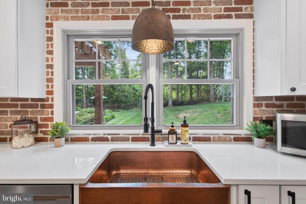 12415 SCOTTS MILL RD, CULPEPER, Virginia 22701, 5 Bedrooms Bedrooms, ,4 BathroomsBathrooms,Residential,12415 SCOTTS MILL RD,VACU2014258 MLS # VACU2014258