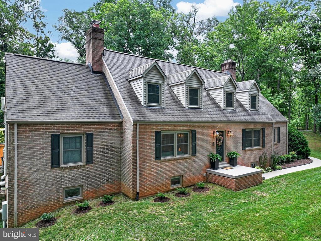 12415 SCOTTS MILL RD, CULPEPER, Virginia 22701, 5 Bedrooms Bedrooms, ,4 BathroomsBathrooms,Residential,12415 SCOTTS MILL RD,VACU2014258 MLS # VACU2014258