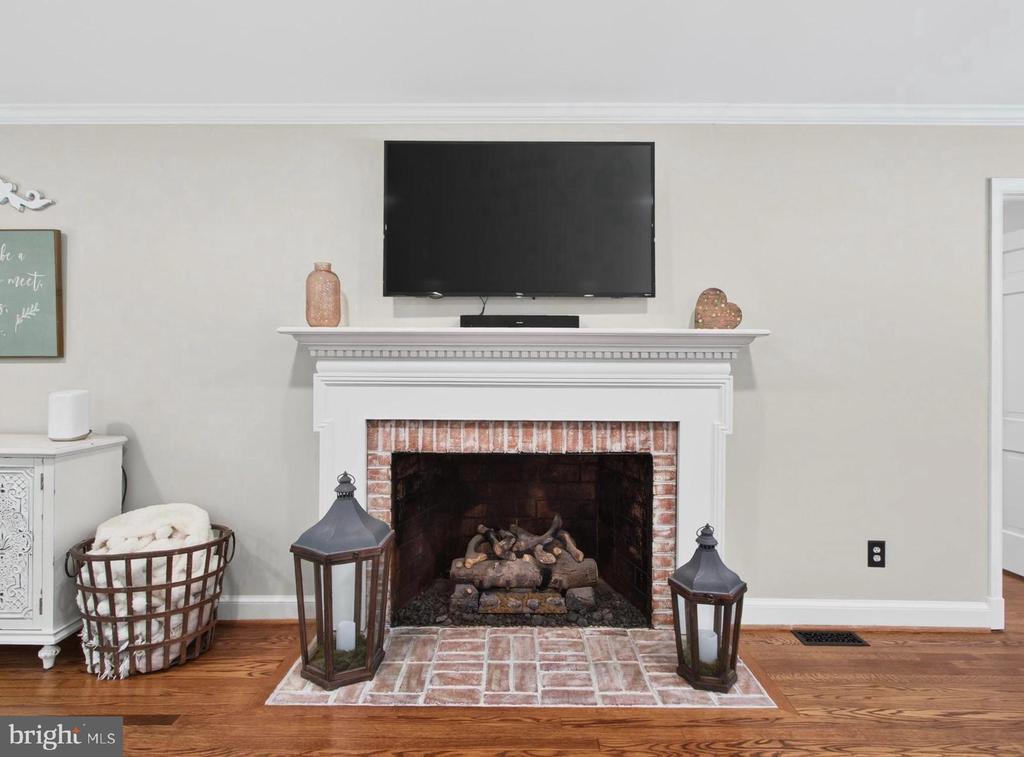 12415 SCOTTS MILL RD, CULPEPER, Virginia 22701, 5 Bedrooms Bedrooms, ,4 BathroomsBathrooms,Residential,12415 SCOTTS MILL RD,VACU2014258 MLS # VACU2014258