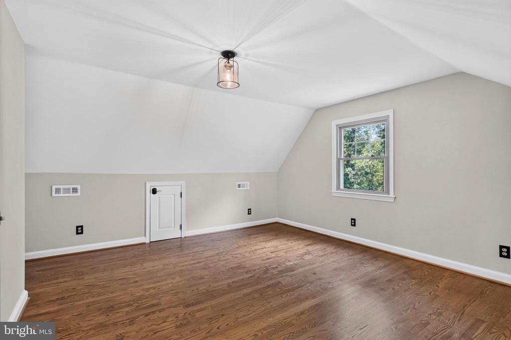 12415 SCOTTS MILL RD, CULPEPER, Virginia 22701, 5 Bedrooms Bedrooms, ,4 BathroomsBathrooms,Residential,12415 SCOTTS MILL RD,VACU2014258 MLS # VACU2014258