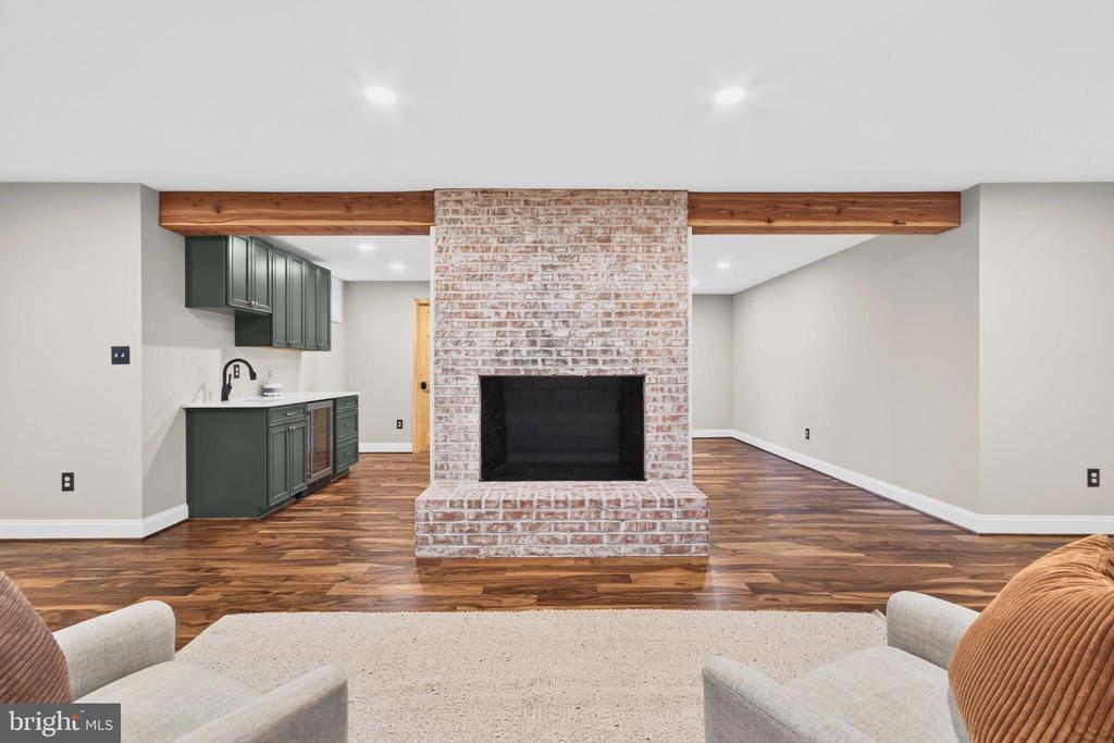 12415 SCOTTS MILL RD, CULPEPER, Virginia 22701, 5 Bedrooms Bedrooms, ,4 BathroomsBathrooms,Residential,12415 SCOTTS MILL RD,VACU2014258 MLS # VACU2014258