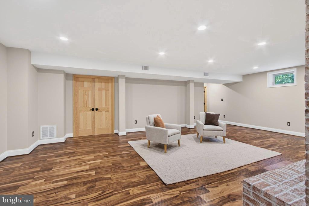 12415 SCOTTS MILL RD, CULPEPER, Virginia 22701, 5 Bedrooms Bedrooms, ,4 BathroomsBathrooms,Residential,12415 SCOTTS MILL RD,VACU2014258 MLS # VACU2014258