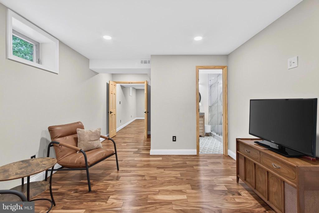 12415 SCOTTS MILL RD, CULPEPER, Virginia 22701, 5 Bedrooms Bedrooms, ,4 BathroomsBathrooms,Residential,12415 SCOTTS MILL RD,VACU2014258 MLS # VACU2014258