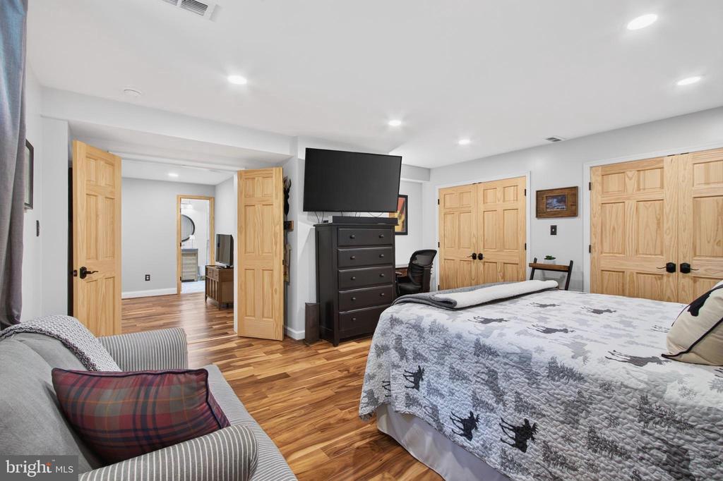 12415 SCOTTS MILL RD, CULPEPER, Virginia 22701, 5 Bedrooms Bedrooms, ,4 BathroomsBathrooms,Residential,12415 SCOTTS MILL RD,VACU2014258 MLS # VACU2014258