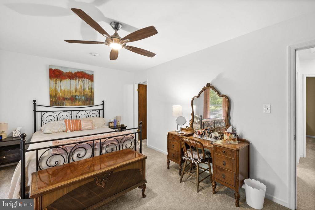 11822 RUTHERFORD DR, FREDERICKSBURG, Virginia 22407, 4 Bedrooms Bedrooms, ,2 BathroomsBathrooms,Residential,11822 RUTHERFORD DR,VASP2043376 MLS # VASP2043376 11822 RUTHERFORD DR, FREDERICKSBURG, Virginia 22407, 4 Bedrooms Bedrooms, ,2 BathroomsBathrooms,Residential,11822 RUTHERFORD DR,VASP2043376 MLS # VASP2043376