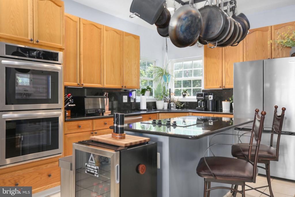 6806 LAKERIDGE DR, FREDERICKSBURG, Virginia 22407, 5 Bedrooms Bedrooms, ,3 BathroomsBathrooms,Residential,6806 LAKERIDGE DR,VASP2043368 MLS # VASP2043368