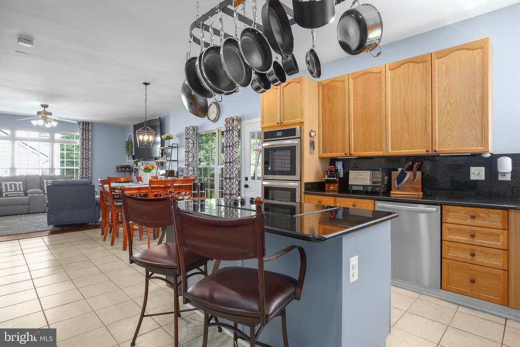 6806 LAKERIDGE DR, FREDERICKSBURG, Virginia 22407, 5 Bedrooms Bedrooms, ,3 BathroomsBathrooms,Residential,6806 LAKERIDGE DR,VASP2043368 MLS # VASP2043368