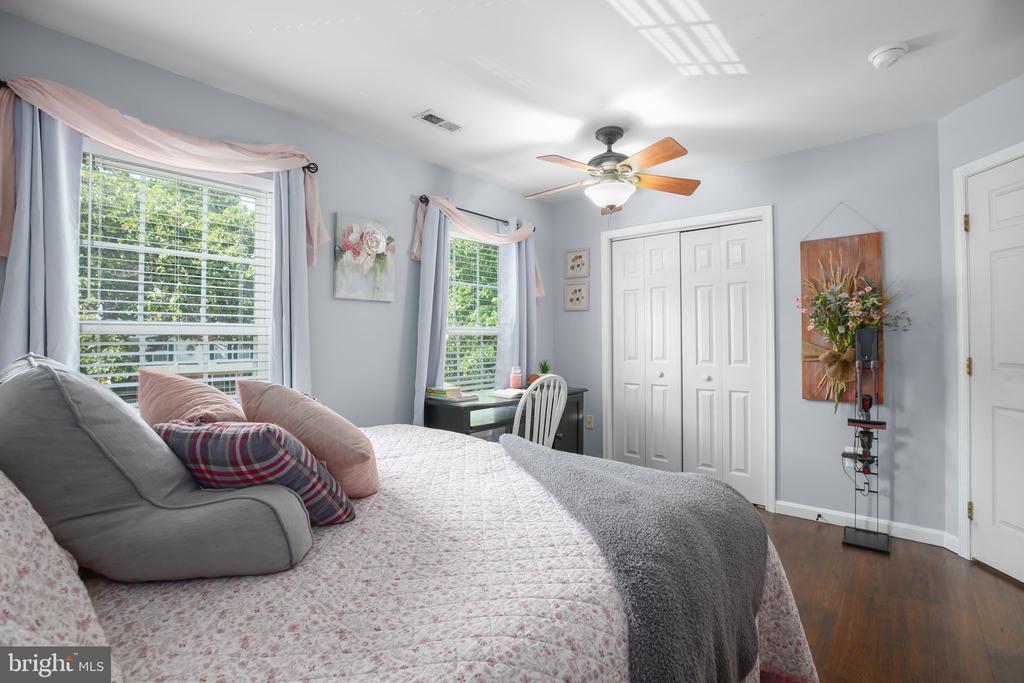 6806 LAKERIDGE DR, FREDERICKSBURG, Virginia 22407, 5 Bedrooms Bedrooms, ,3 BathroomsBathrooms,Residential,6806 LAKERIDGE DR,VASP2043368 MLS # VASP2043368
