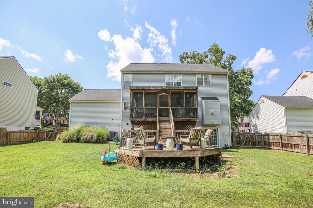 6806 LAKERIDGE DR, FREDERICKSBURG, Virginia 22407, 5 Bedrooms Bedrooms, ,3 BathroomsBathrooms,Residential,6806 LAKERIDGE DR,VASP2043368 MLS # VASP2043368