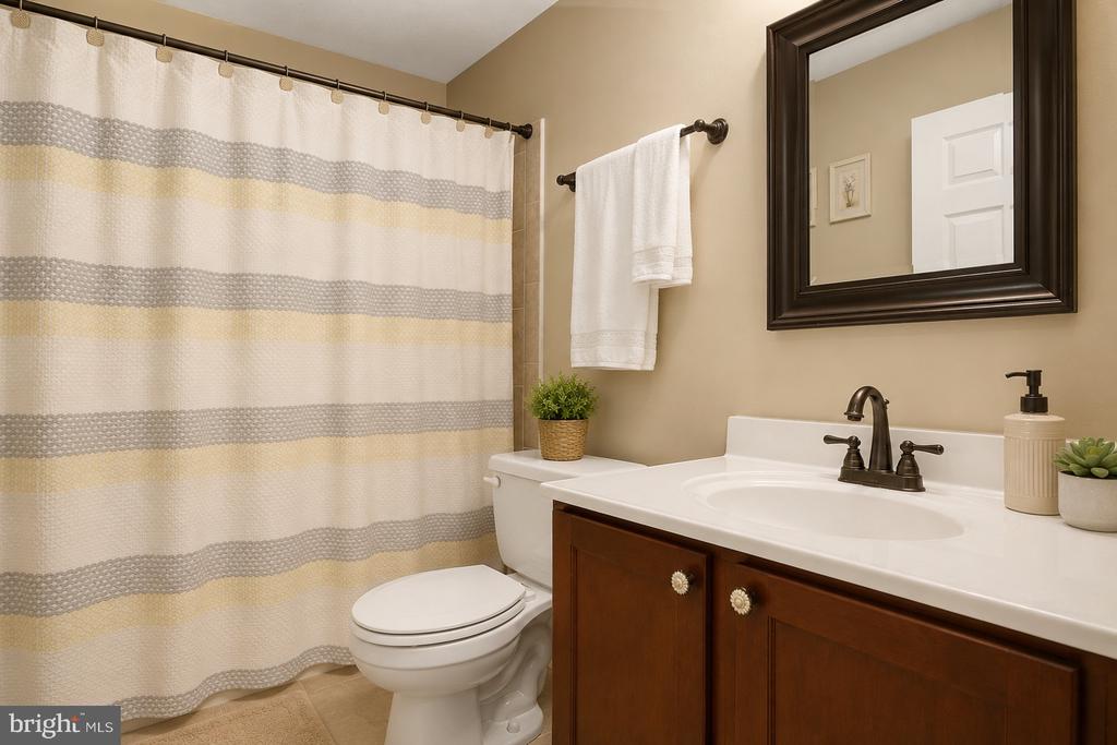 7301 LORD BARTON DR, FREDERICKSBURG, Virginia 22407, 4 Bedrooms Bedrooms, ,2 BathroomsBathrooms,Residential,7301 LORD BARTON DR,VASP2043344 MLS # VASP2043344 7301 LORD BARTON DR, FREDERICKSBURG, Virginia 22407, 4 Bedrooms Bedrooms, ,2 BathroomsBathrooms,Residential,7301 LORD BARTON DR,VASP2043344 MLS # VASP2043344