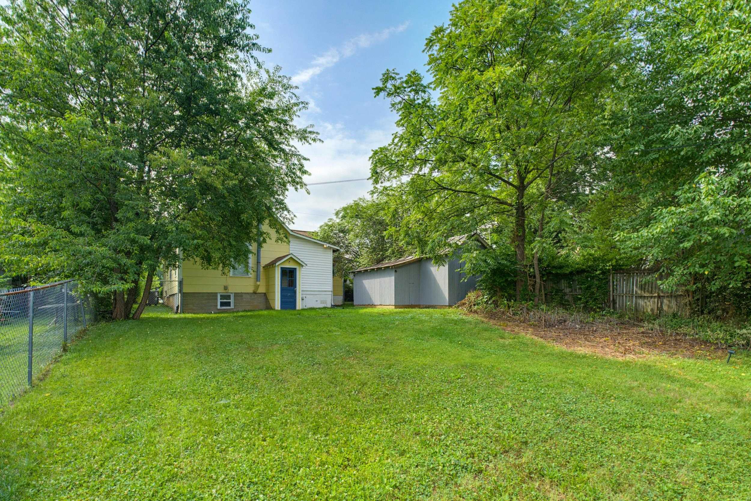 551 HIGHLAND AVE, WAYNESBORO, Virginia 22980, 2 Bedrooms Bedrooms, ,2 BathroomsBathrooms,Residential,551 HIGHLAND AVE,679068 MLS # 679068 551 HIGHLAND AVE, WAYNESBORO, Virginia 22980, 2 Bedrooms Bedrooms, ,2 BathroomsBathrooms,Residential,551 HIGHLAND AVE,679068 MLS # 679068