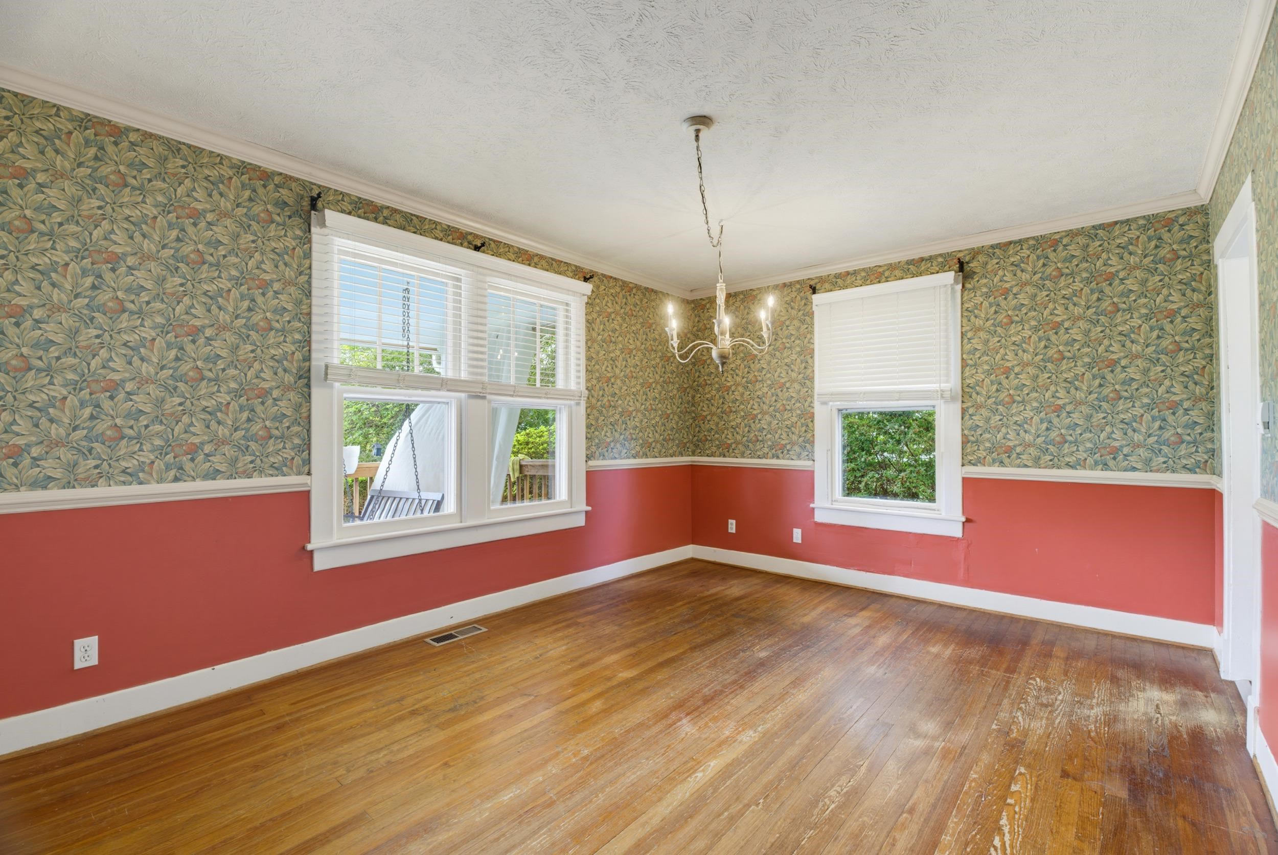 551 HIGHLAND AVE, WAYNESBORO, Virginia 22980, 2 Bedrooms Bedrooms, ,2 BathroomsBathrooms,Residential,551 HIGHLAND AVE,679068 MLS # 679068 551 HIGHLAND AVE, WAYNESBORO, Virginia 22980, 2 Bedrooms Bedrooms, ,2 BathroomsBathrooms,Residential,551 HIGHLAND AVE,679068 MLS # 679068