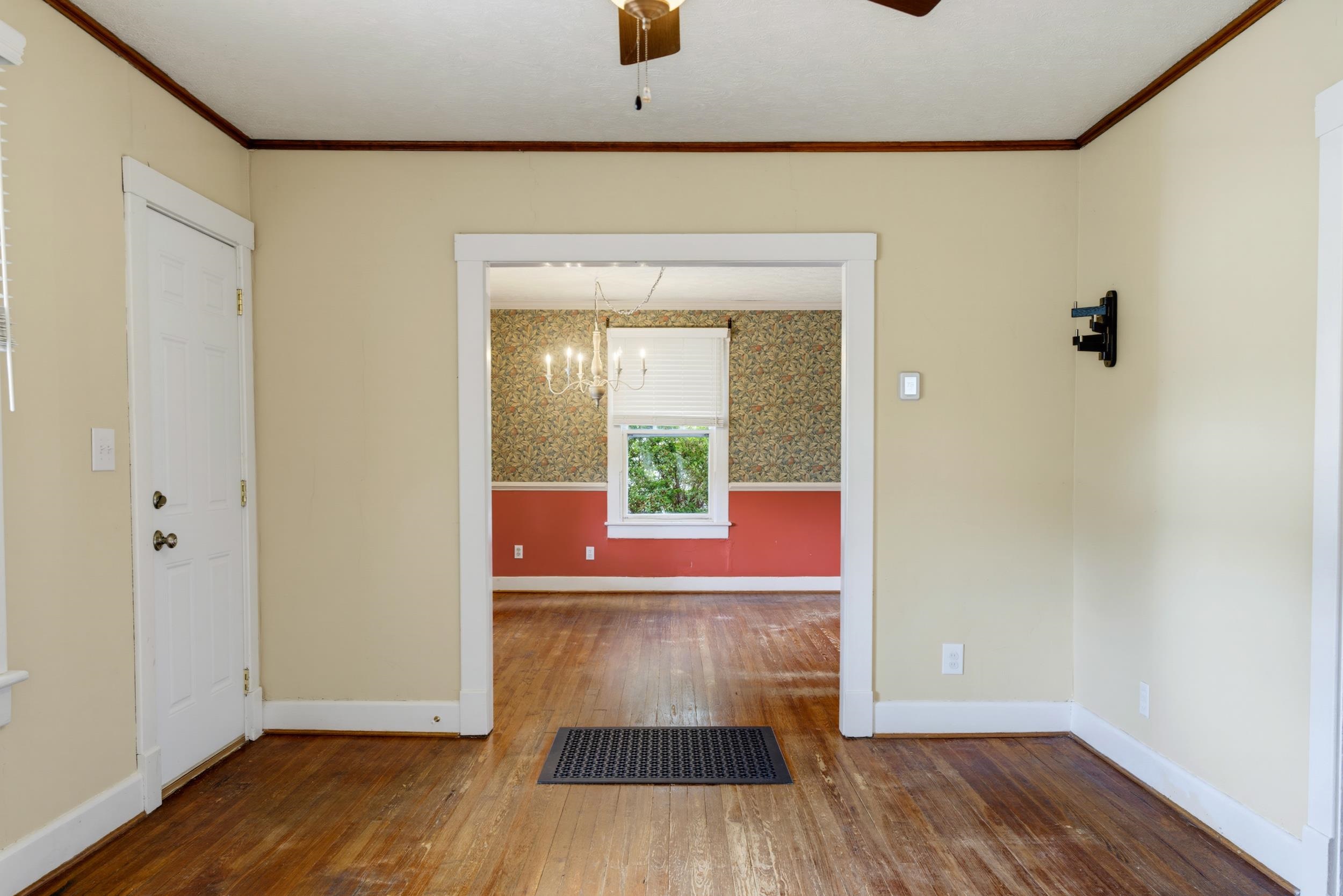 551 HIGHLAND AVE, WAYNESBORO, Virginia 22980, 2 Bedrooms Bedrooms, ,2 BathroomsBathrooms,Residential,551 HIGHLAND AVE,679068 MLS # 679068 551 HIGHLAND AVE, WAYNESBORO, Virginia 22980, 2 Bedrooms Bedrooms, ,2 BathroomsBathrooms,Residential,551 HIGHLAND AVE,679068 MLS # 679068