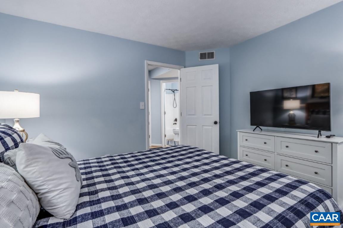 740 LAURELWOOD CONDOS, WINTERGREEN, Virginia 22967, 2 Bedrooms Bedrooms, ,2 BathroomsBathrooms,Residential,740 LAURELWOOD CONDOS,679076 MLS # 679076 740 LAURELWOOD CONDOS, WINTERGREEN, Virginia 22967, 2 Bedrooms Bedrooms, ,2 BathroomsBathrooms,Residential,740 LAURELWOOD CONDOS,679076 MLS # 679076