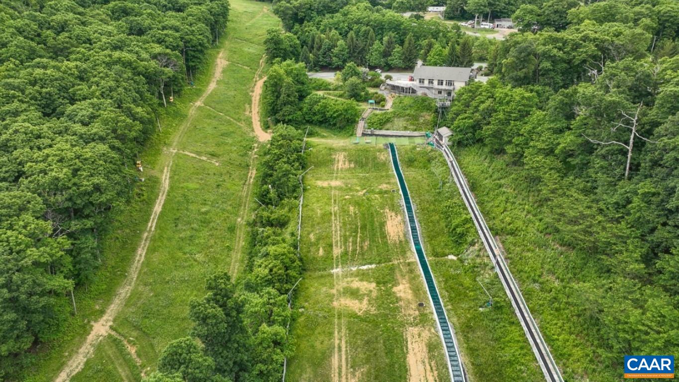 740 LAURELWOOD CONDOS, WINTERGREEN, Virginia 22967, 2 Bedrooms Bedrooms, ,2 BathroomsBathrooms,Residential,740 LAURELWOOD CONDOS,679076 MLS # 679076 740 LAURELWOOD CONDOS, WINTERGREEN, Virginia 22967, 2 Bedrooms Bedrooms, ,2 BathroomsBathrooms,Residential,740 LAURELWOOD CONDOS,679076 MLS # 679076