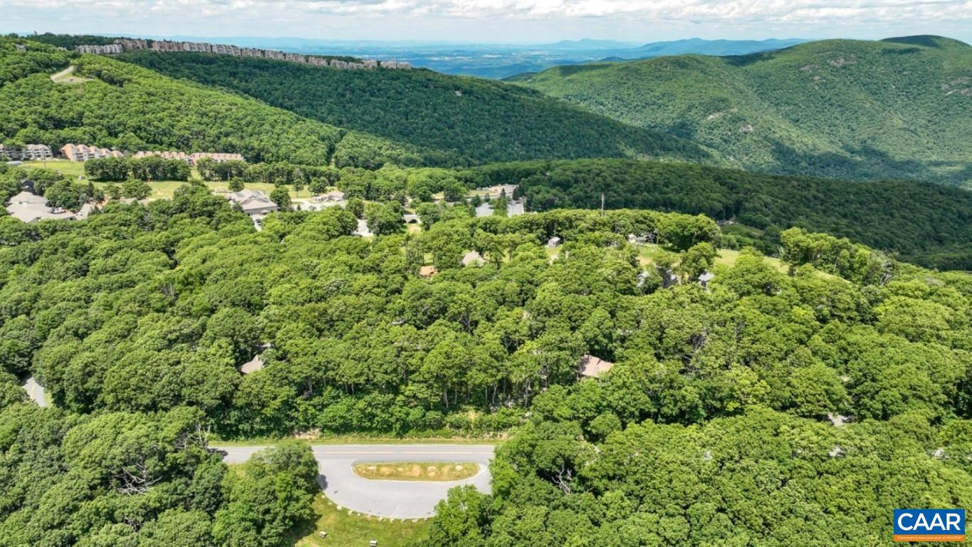 740 LAURELWOOD CONDOS, WINTERGREEN, Virginia 22967, 2 Bedrooms Bedrooms, ,2 BathroomsBathrooms,Residential,740 LAURELWOOD CONDOS,679076 MLS # 679076 740 LAURELWOOD CONDOS, WINTERGREEN, Virginia 22967, 2 Bedrooms Bedrooms, ,2 BathroomsBathrooms,Residential,740 LAURELWOOD CONDOS,679076 MLS # 679076