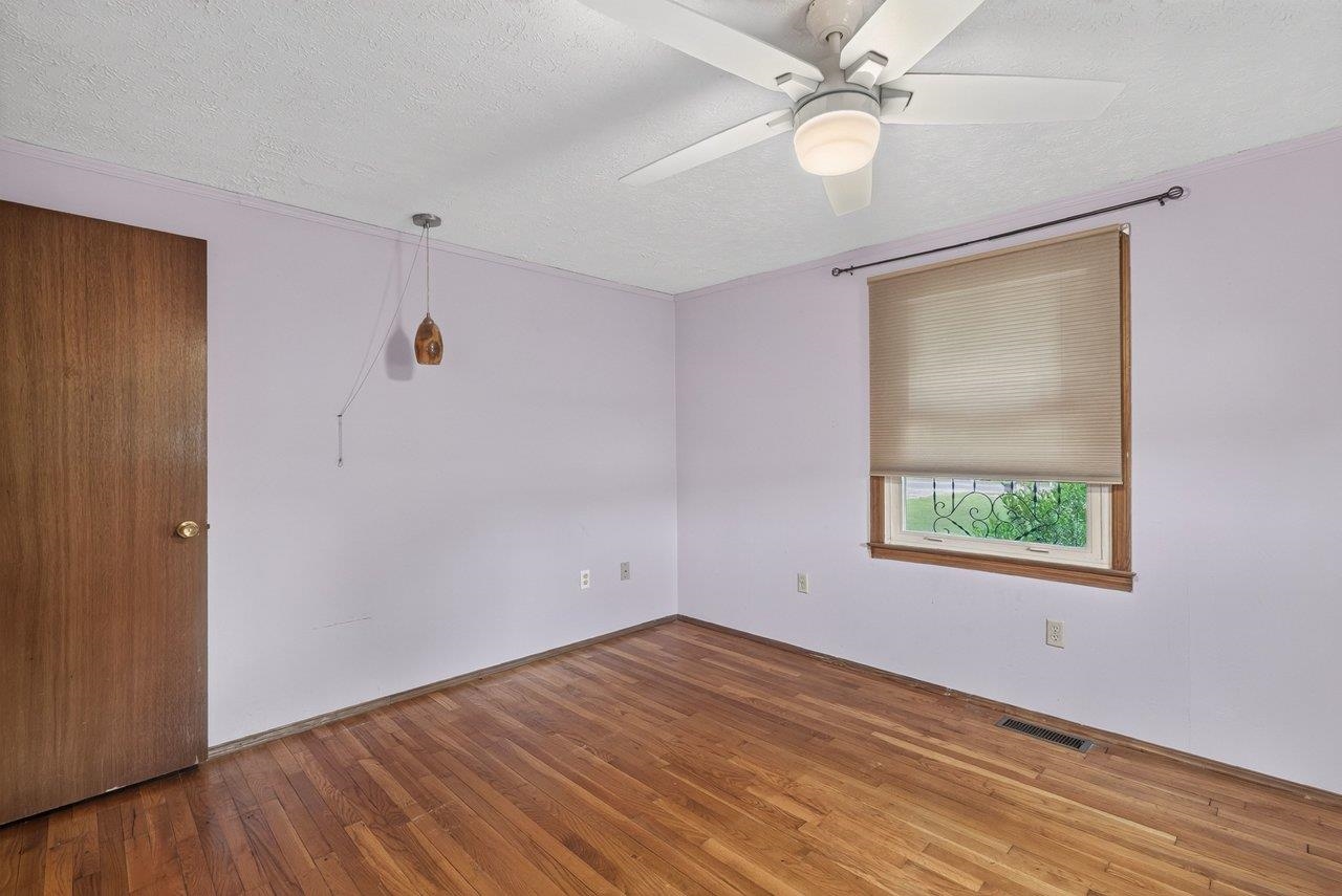 376 BLOOMER SPRINGS RD, MCGAHEYSVILLE, Virginia 22840, 3 Bedrooms Bedrooms, ,2 BathroomsBathrooms,Residential,376 BLOOMER SPRINGS RD,679079 MLS # 679079