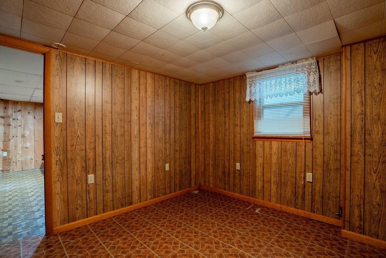 376 BLOOMER SPRINGS RD, MCGAHEYSVILLE, Virginia 22840, 3 Bedrooms Bedrooms, ,2 BathroomsBathrooms,Residential,376 BLOOMER SPRINGS RD,679079 MLS # 679079
