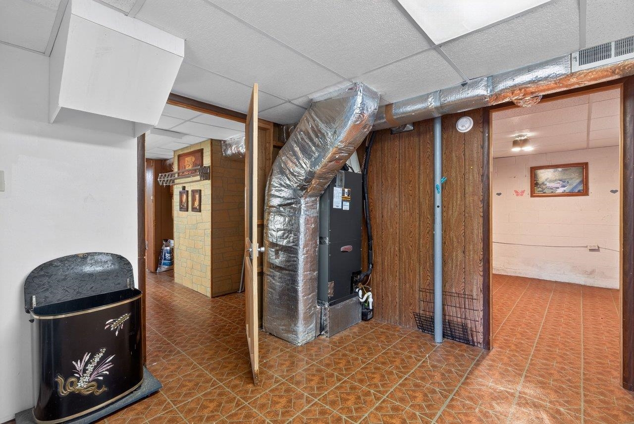 376 BLOOMER SPRINGS RD, MCGAHEYSVILLE, Virginia 22840, 3 Bedrooms Bedrooms, ,2 BathroomsBathrooms,Residential,376 BLOOMER SPRINGS RD,679079 MLS # 679079