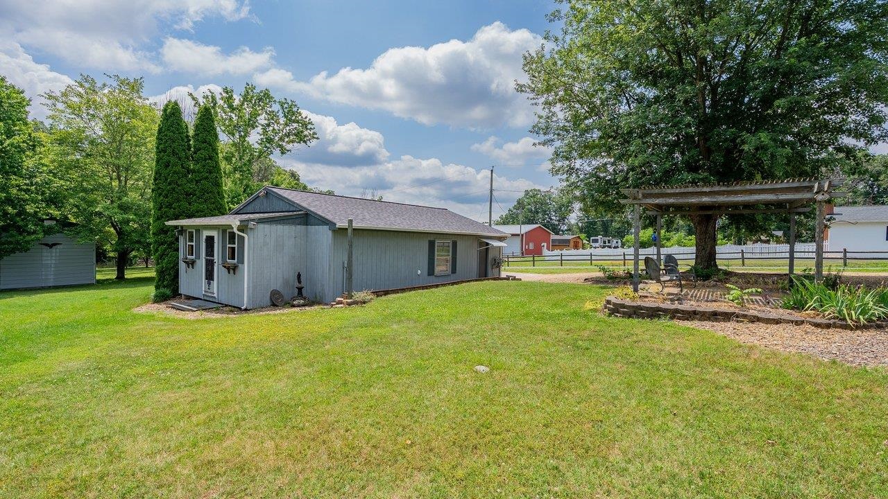 376 BLOOMER SPRINGS RD, MCGAHEYSVILLE, Virginia 22840, 3 Bedrooms Bedrooms, ,2 BathroomsBathrooms,Residential,376 BLOOMER SPRINGS RD,679079 MLS # 679079