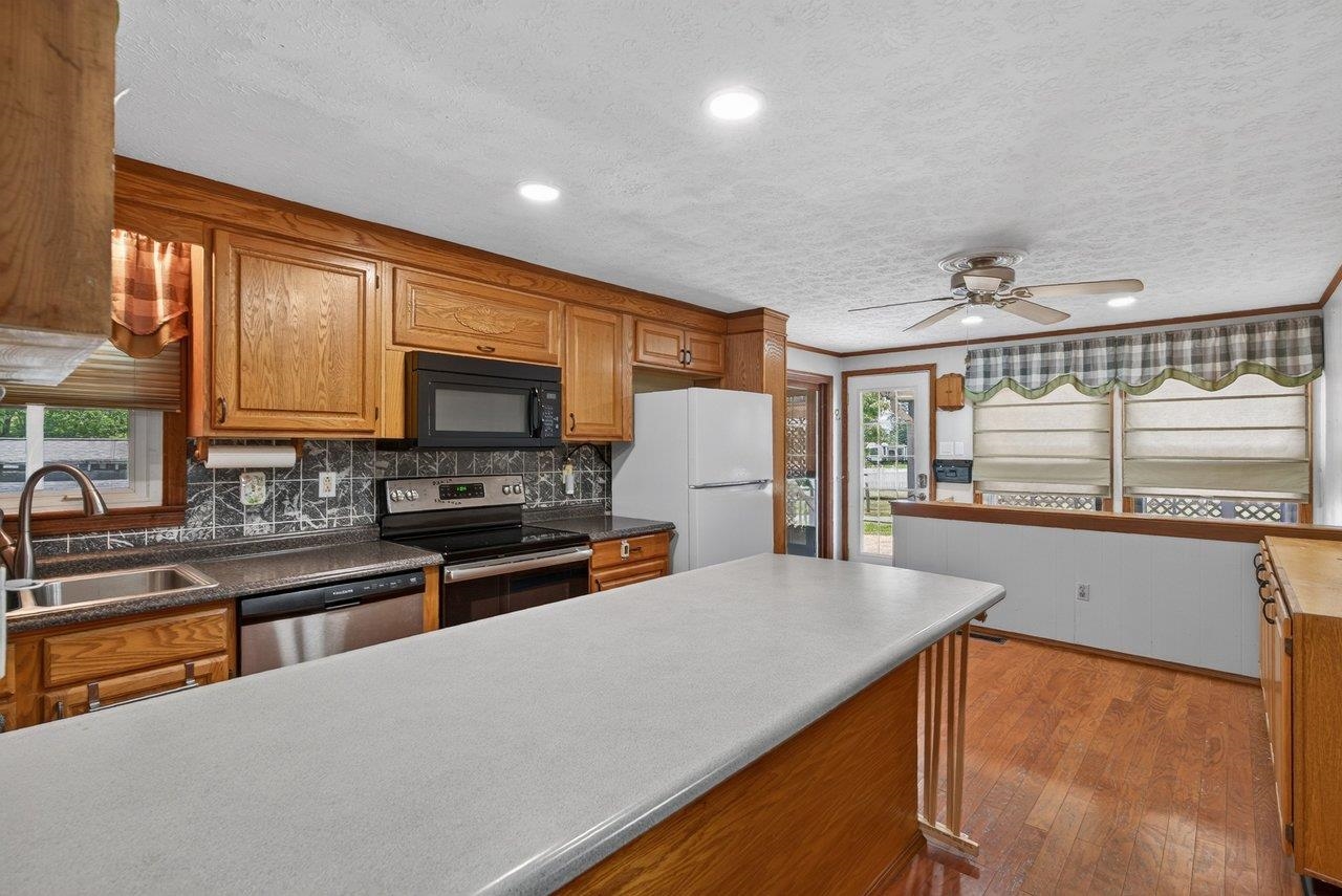 376 BLOOMER SPRINGS RD, MCGAHEYSVILLE, Virginia 22840, 3 Bedrooms Bedrooms, ,2 BathroomsBathrooms,Residential,376 BLOOMER SPRINGS RD,679079 MLS # 679079