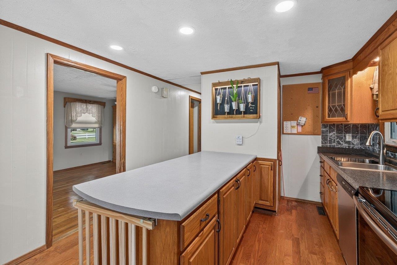 376 BLOOMER SPRINGS RD, MCGAHEYSVILLE, Virginia 22840, 3 Bedrooms Bedrooms, ,2 BathroomsBathrooms,Residential,376 BLOOMER SPRINGS RD,679079 MLS # 679079