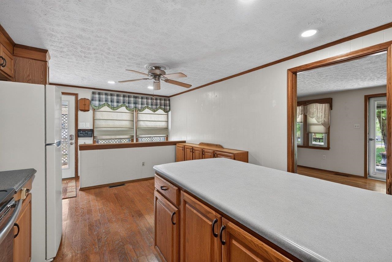 376 BLOOMER SPRINGS RD, MCGAHEYSVILLE, Virginia 22840, 3 Bedrooms Bedrooms, ,2 BathroomsBathrooms,Residential,376 BLOOMER SPRINGS RD,679079 MLS # 679079