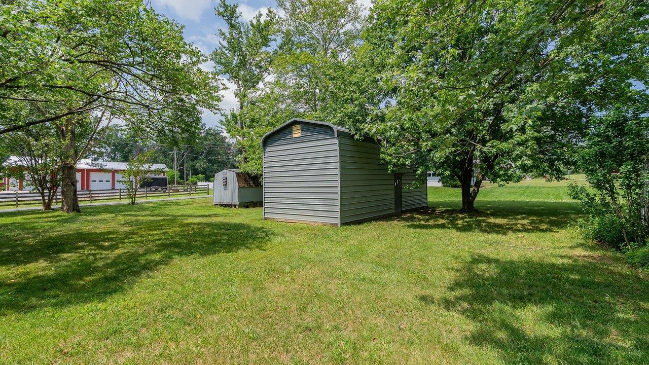 376 BLOOMER SPRINGS RD, MCGAHEYSVILLE, Virginia 22840, 3 Bedrooms Bedrooms, ,2 BathroomsBathrooms,Residential,376 BLOOMER SPRINGS RD,679079 MLS # 679079