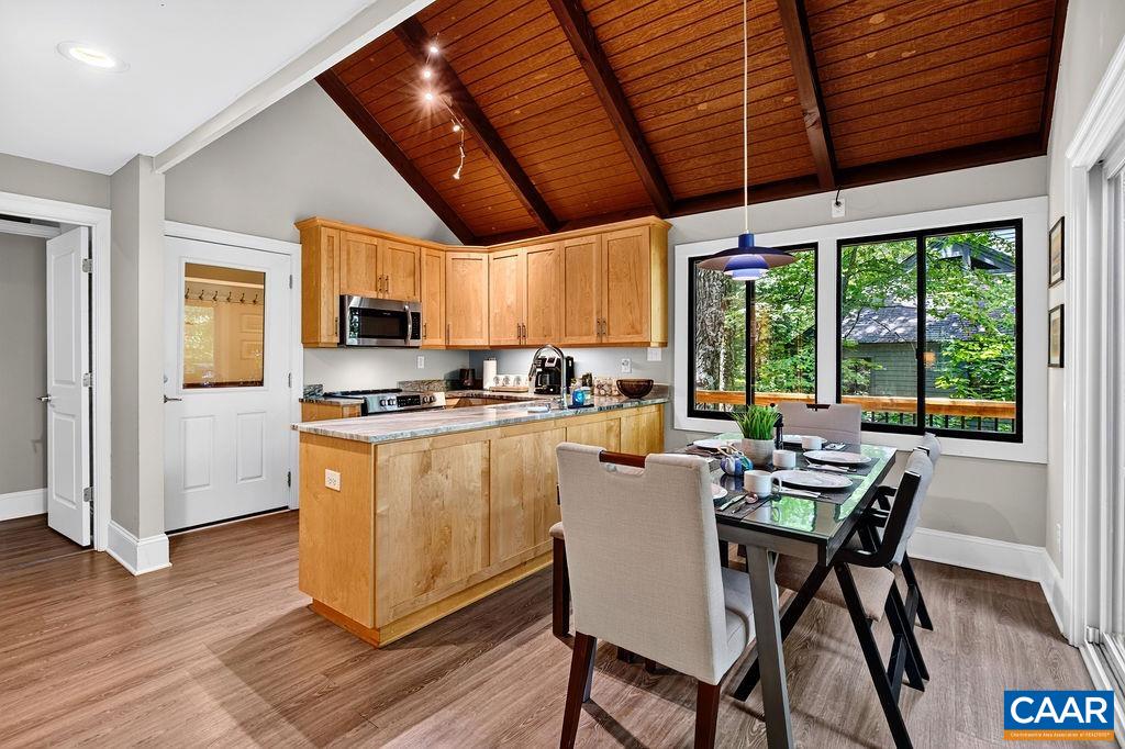 93 SQUIRREL TREE LN, WINTERGREEN RESORT, Virginia 22967, 3 Bedrooms Bedrooms, ,2 BathroomsBathrooms,Residential,93 SQUIRREL TREE LN,679080 MLS # 679080 93 SQUIRREL TREE LN, WINTERGREEN RESORT, Virginia 22967, 3 Bedrooms Bedrooms, ,2 BathroomsBathrooms,Residential,93 SQUIRREL TREE LN,679080 MLS # 679080