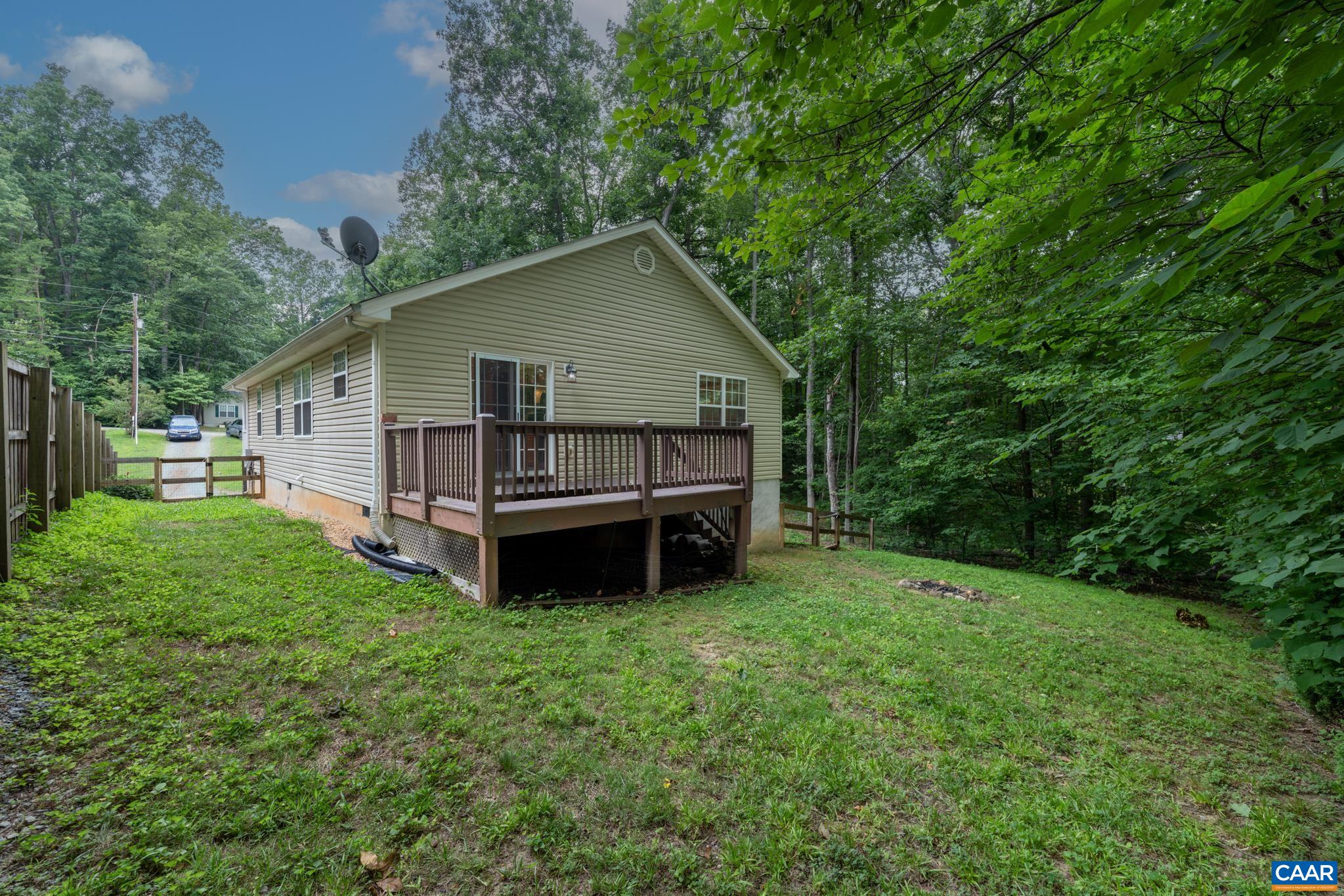 64 FERNDALE DR, LOUISA, Virginia 23093, 3 Bedrooms Bedrooms, ,2 BathroomsBathrooms,Residential,64 FERNDALE DR,679083 MLS # 679083 64 FERNDALE DR, LOUISA, Virginia 23093, 3 Bedrooms Bedrooms, ,2 BathroomsBathrooms,Residential,64 FERNDALE DR,679083 MLS # 679083