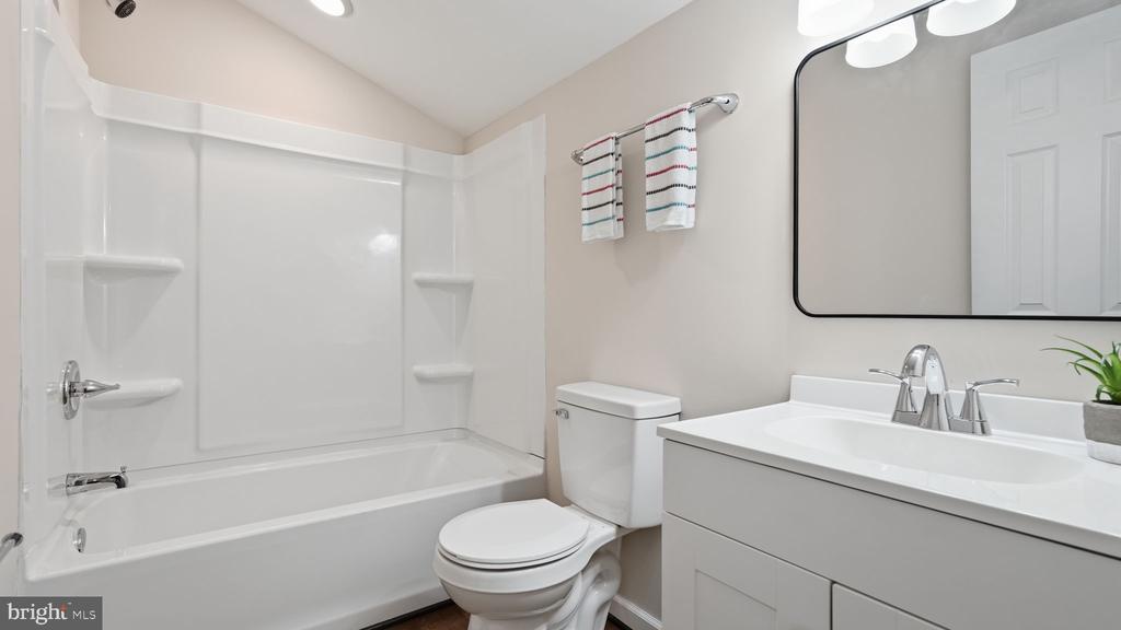 302 DEPOT ST, GORDONSVILLE, Virginia 22942, 2 Bedrooms Bedrooms, ,2 BathroomsBathrooms,Residential,302 DEPOT ST,VAOR2013450 MLS # VAOR2013450 302 DEPOT ST, GORDONSVILLE, Virginia 22942, 2 Bedrooms Bedrooms, ,2 BathroomsBathrooms,Residential,302 DEPOT ST,VAOR2013450 MLS # VAOR2013450