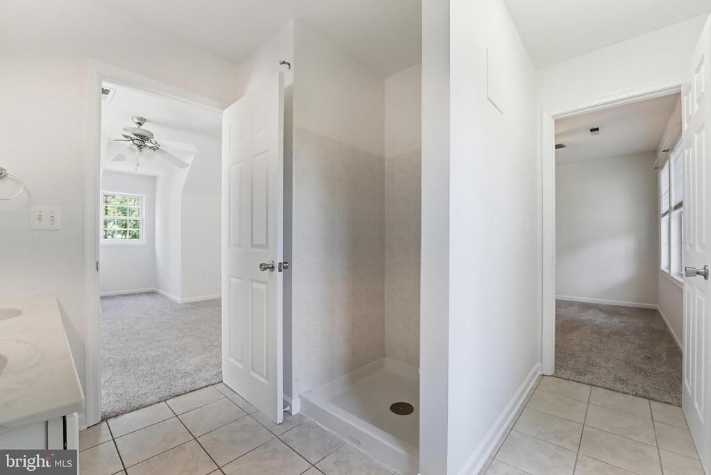 102 WAKEFIELD DR, LOCUST GROVE, Virginia 22508, 4 Bedrooms Bedrooms, ,3 BathroomsBathrooms,Residential,102 WAKEFIELD DR,VAOR2014532 MLS # VAOR2014532 102 WAKEFIELD DR, LOCUST GROVE, Virginia 22508, 4 Bedrooms Bedrooms, ,3 BathroomsBathrooms,Residential,102 WAKEFIELD DR,VAOR2014532 MLS # VAOR2014532