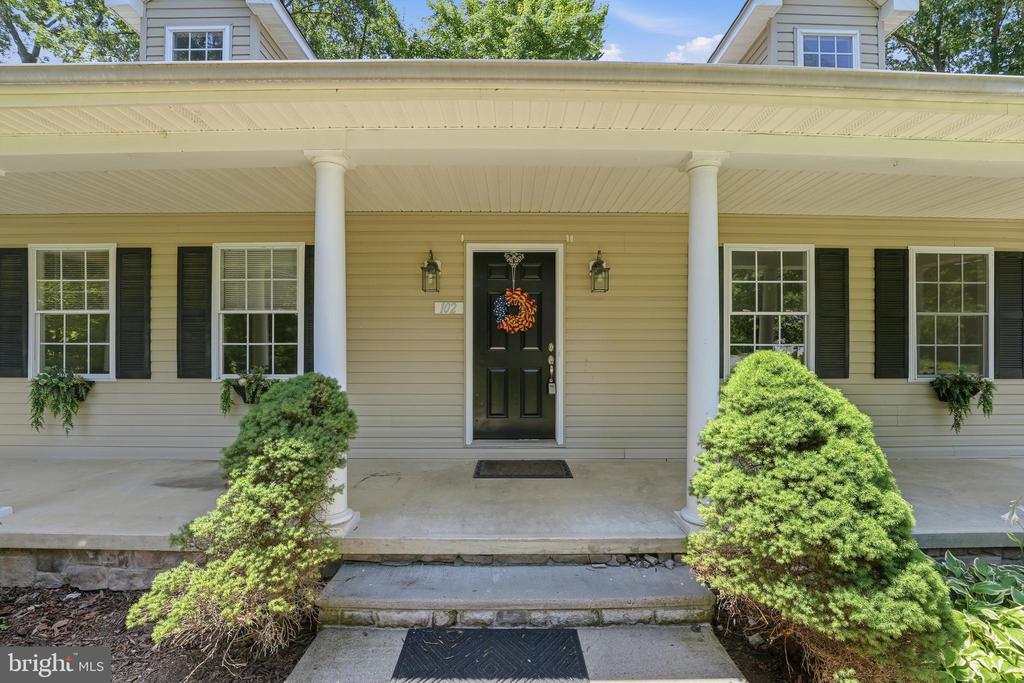 102 WAKEFIELD DR, LOCUST GROVE, Virginia 22508, 4 Bedrooms Bedrooms, ,3 BathroomsBathrooms,Residential,102 WAKEFIELD DR,VAOR2014532 MLS # VAOR2014532 102 WAKEFIELD DR, LOCUST GROVE, Virginia 22508, 4 Bedrooms Bedrooms, ,3 BathroomsBathrooms,Residential,102 WAKEFIELD DR,VAOR2014532 MLS # VAOR2014532